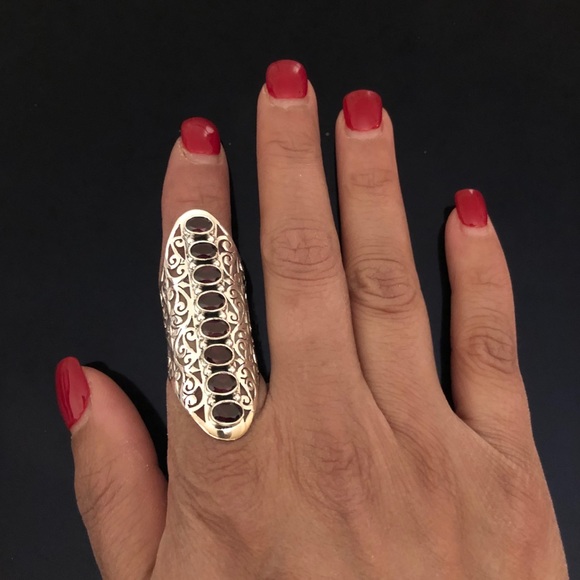 Beautiful Sterling Silver Garnet Knuckle Ring - Picture 3 of 8